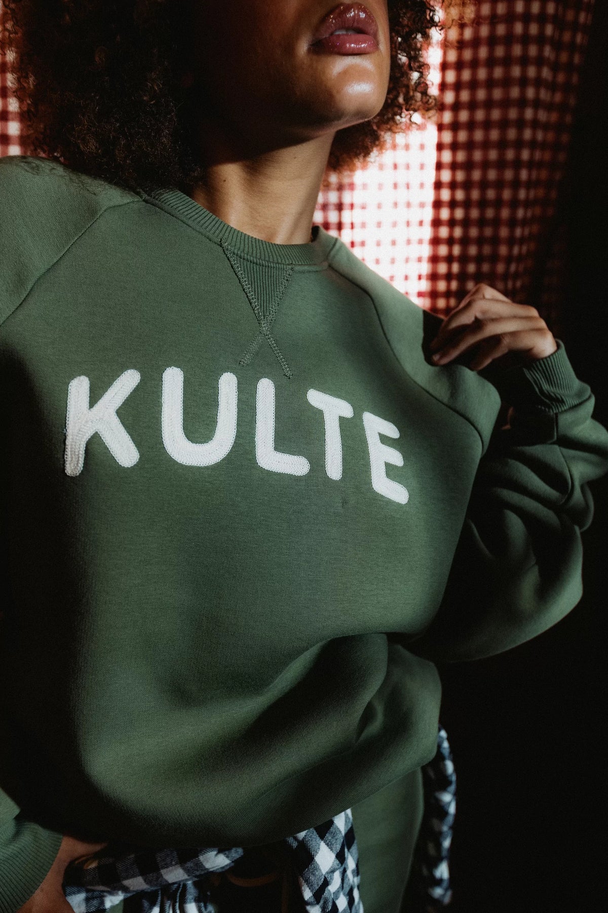 Sweat Rounded Kaki KULTE, détail