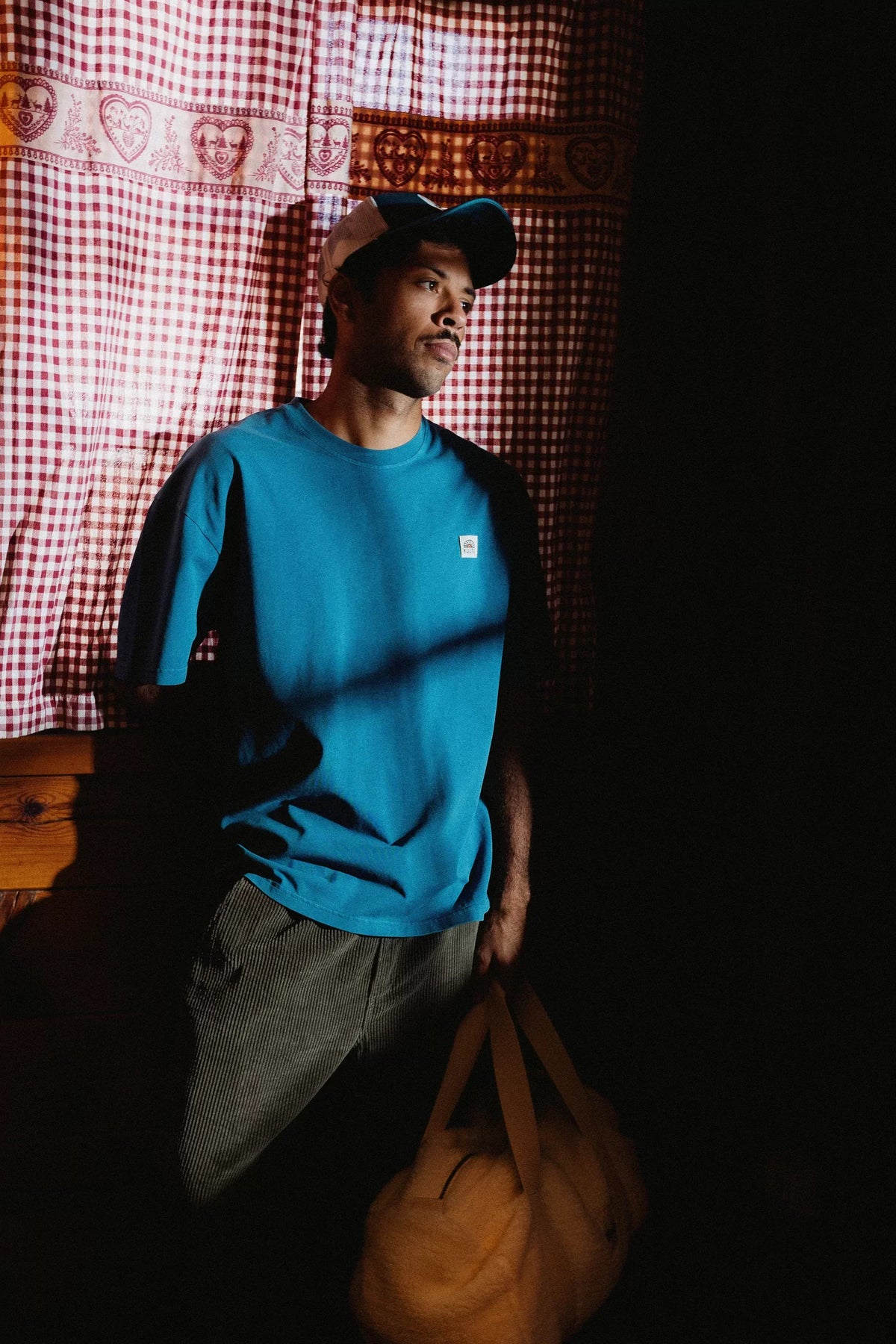 T-shirt Oversize Picto Seafoam Green KULTE, worn