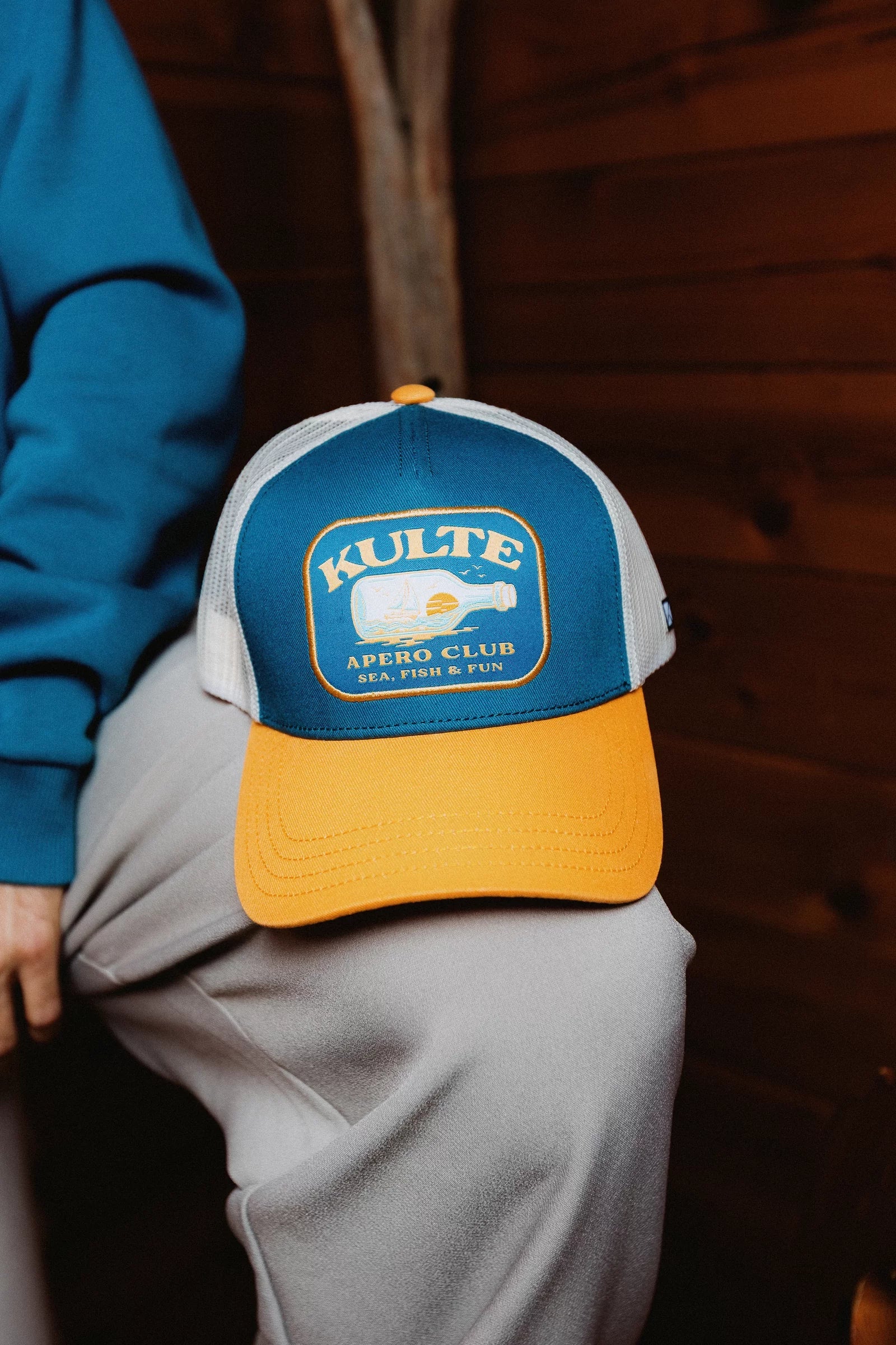 Casquette Motif Bouteille KULTE, détail