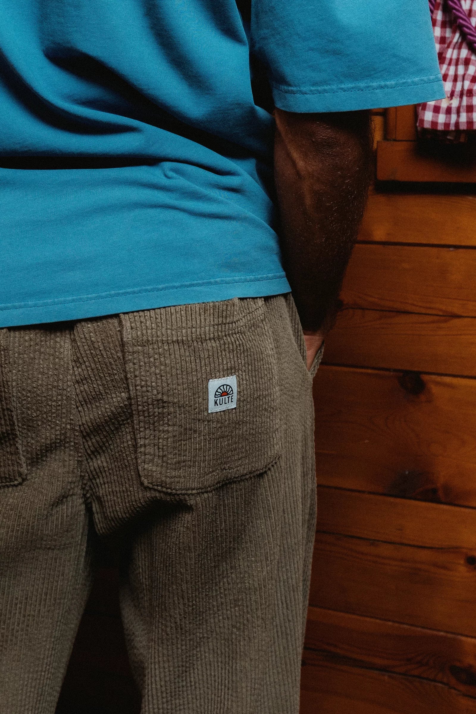 Pant Velours Kaki KULTE, détail