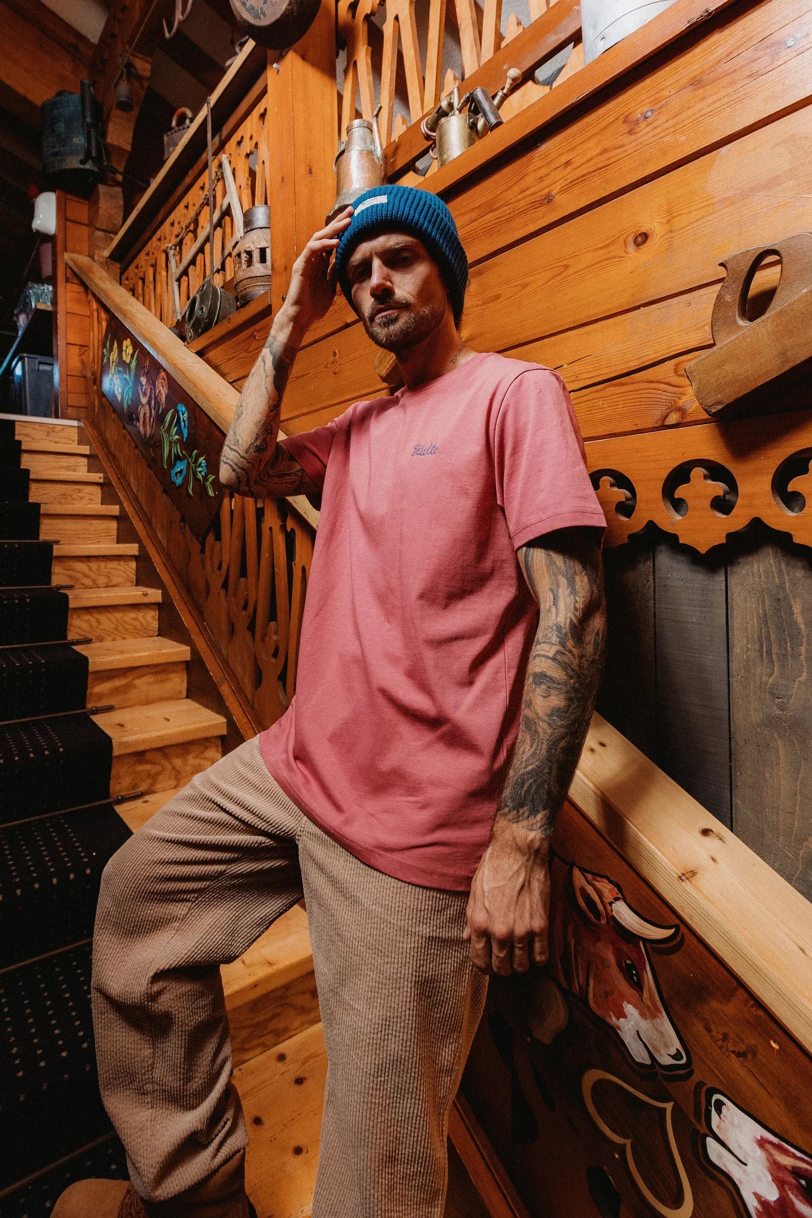 T-shirt Script Rose KULTE, porté