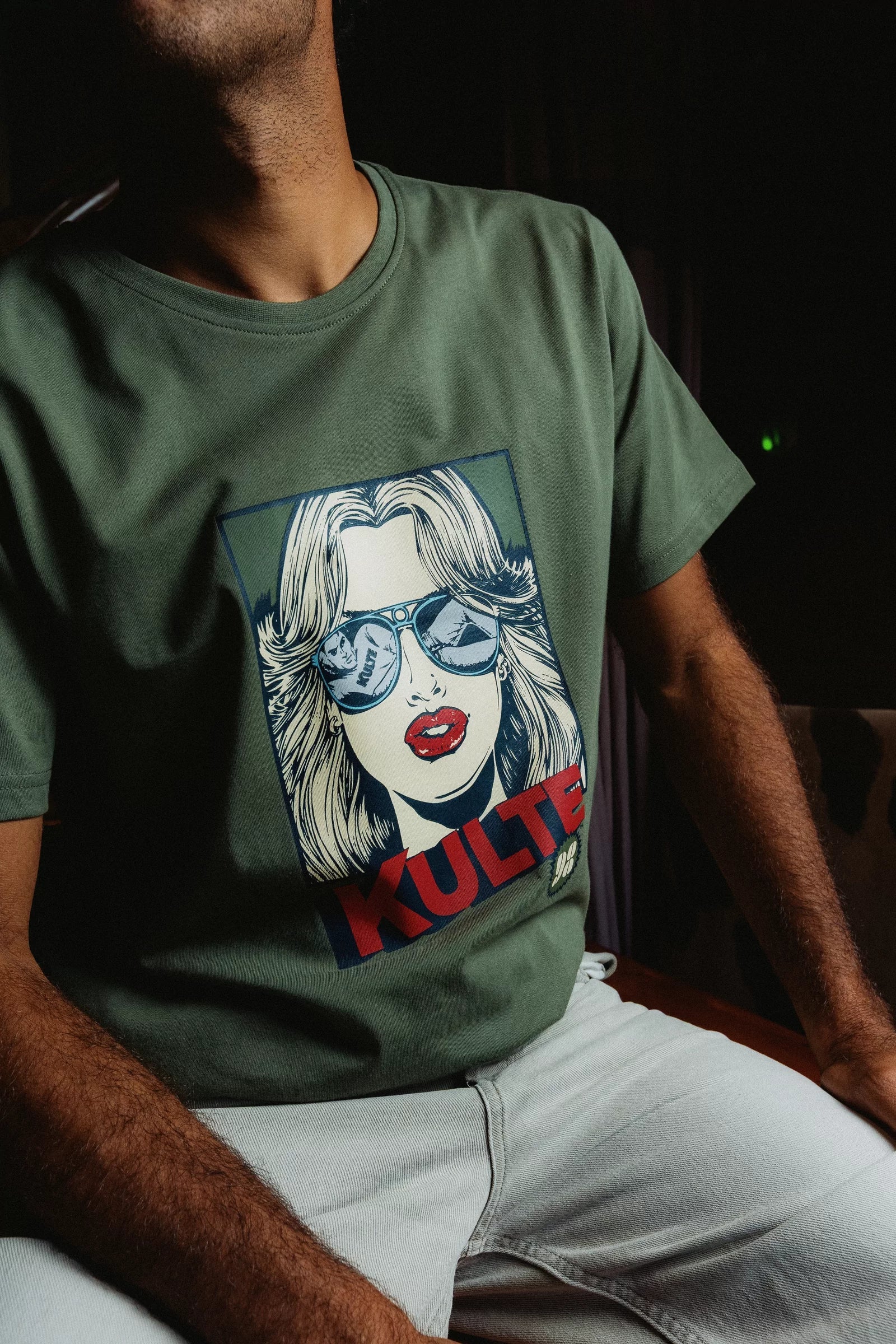 T-shirt WTF Kaki KULTE, détail